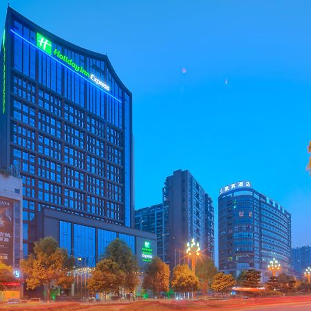 Holiday Inn Express Leshan City Square By Ihg High Speed Rail And Leshan Giant Buddha Exteriör bild