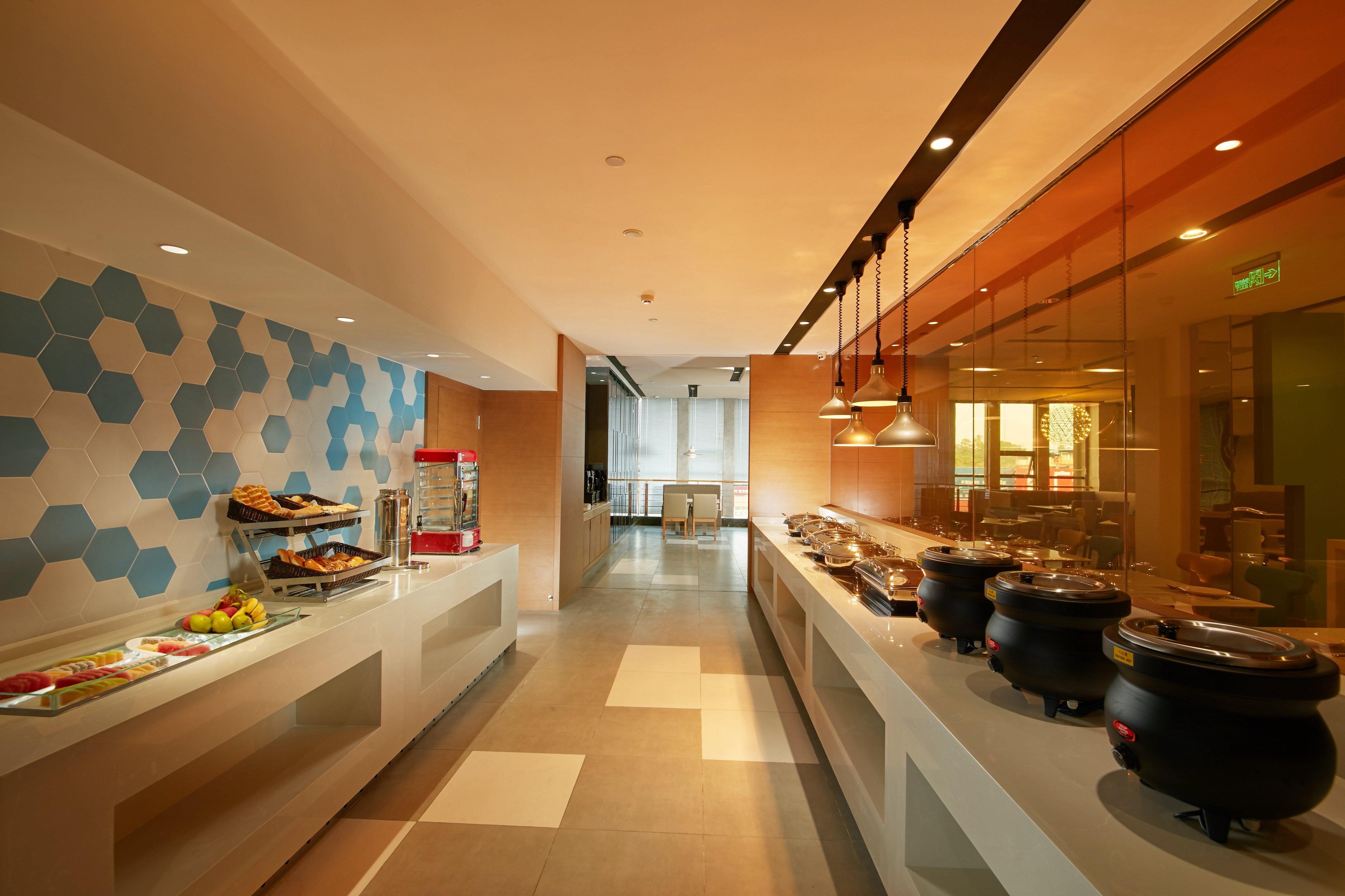 Holiday Inn Express Leshan City Square By Ihg High Speed Rail And Leshan Giant Buddha Exteriör bild