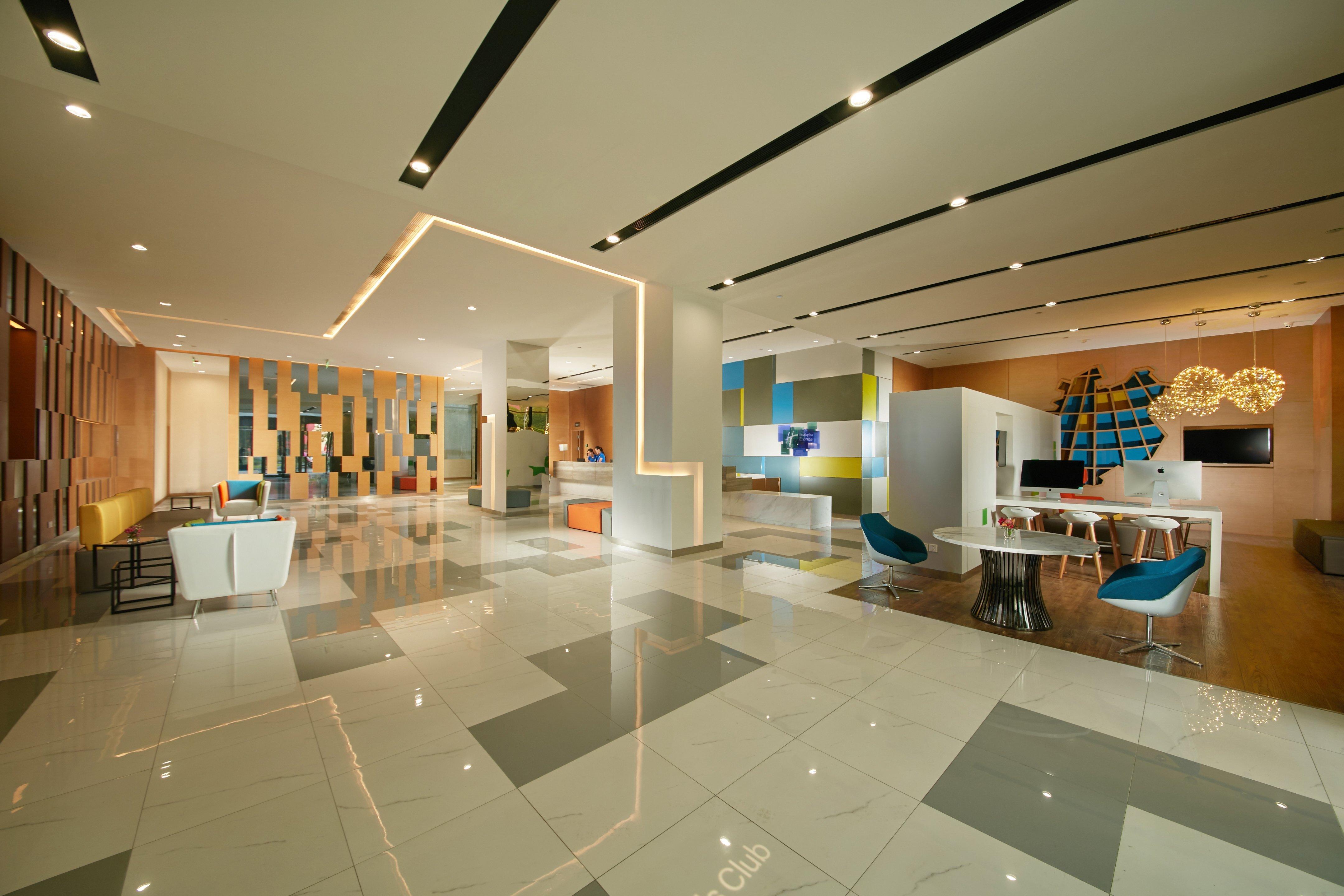 Holiday Inn Express Leshan City Square By Ihg High Speed Rail And Leshan Giant Buddha Exteriör bild