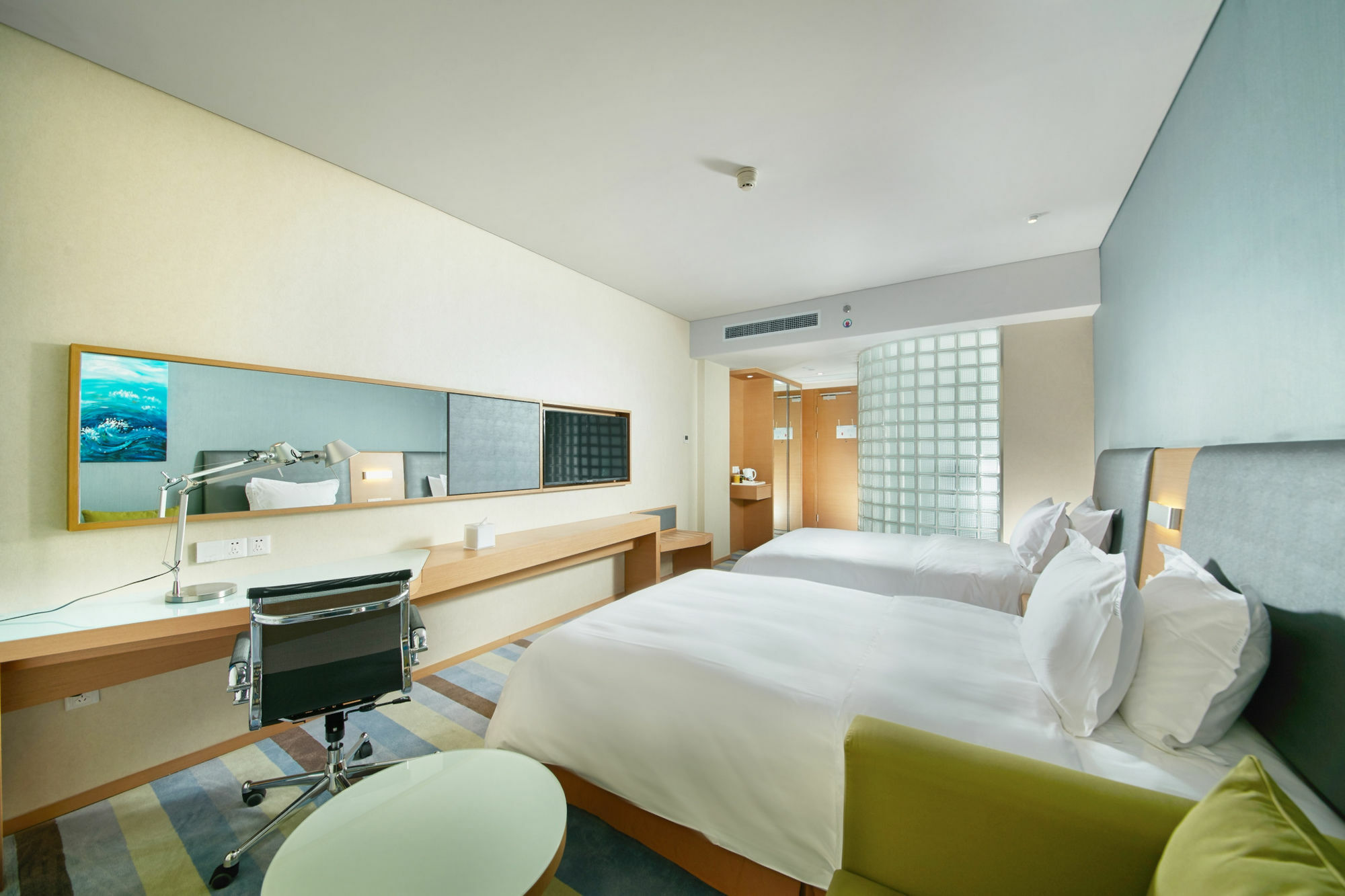 Holiday Inn Express Leshan City Square By Ihg High Speed Rail And Leshan Giant Buddha Exteriör bild
